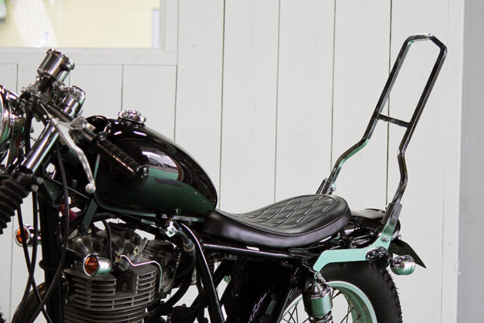 驚きの値段】 SR400 SR500 ノーマルタイプシーシーバー ショート